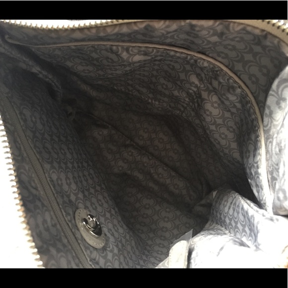 NWOT Gray Crossbody Bag - Picture 5 of 5